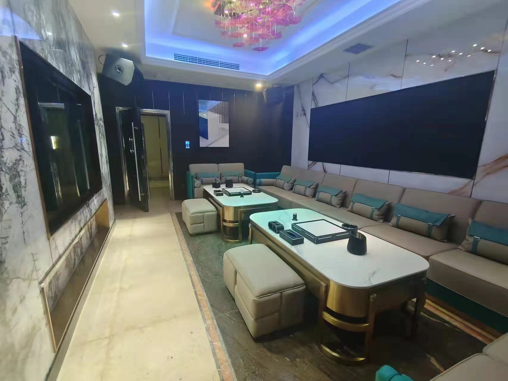 新乡小时场ktv价格多少钱一个小时-获嘉县ktv预定